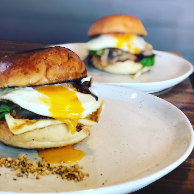 Breakfast Burger