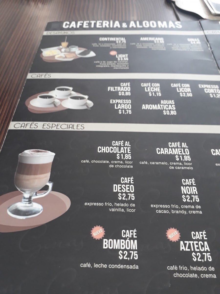Gina's Café De La Casa menu board