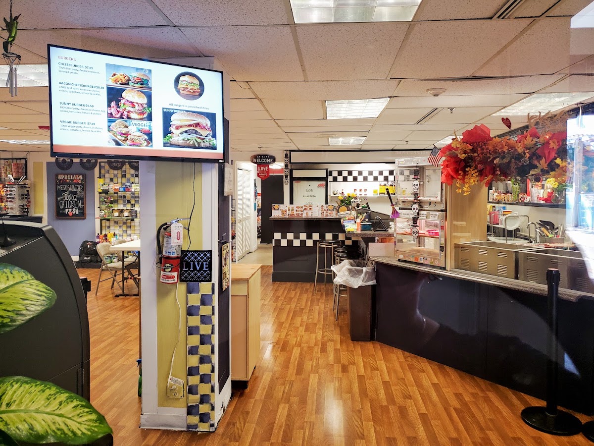 Miami Port Cafe