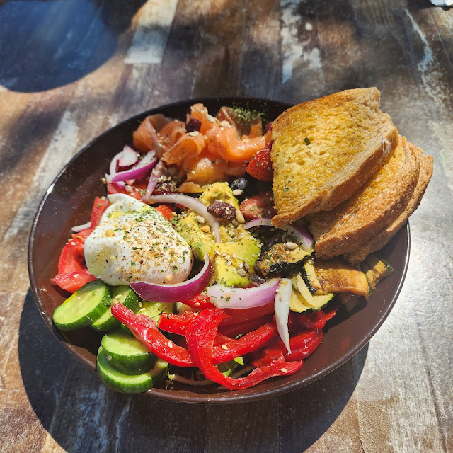 Smoked Salmon Bowl