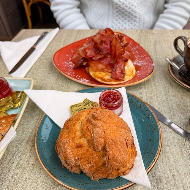 Scones
