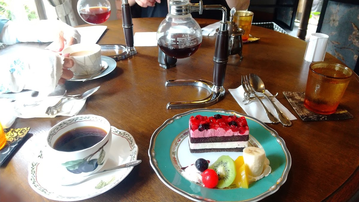 Cafe'de Kapitan