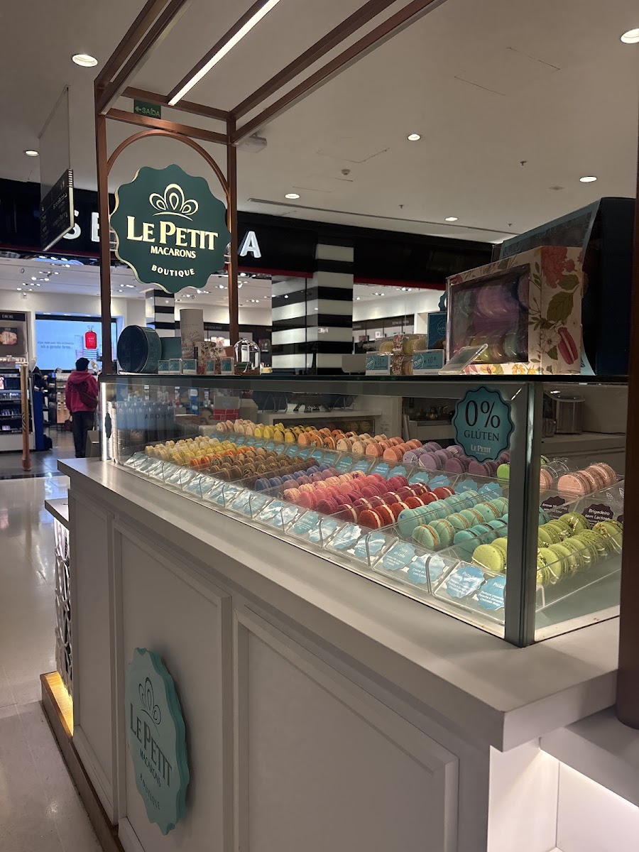 Le Petit Macarons