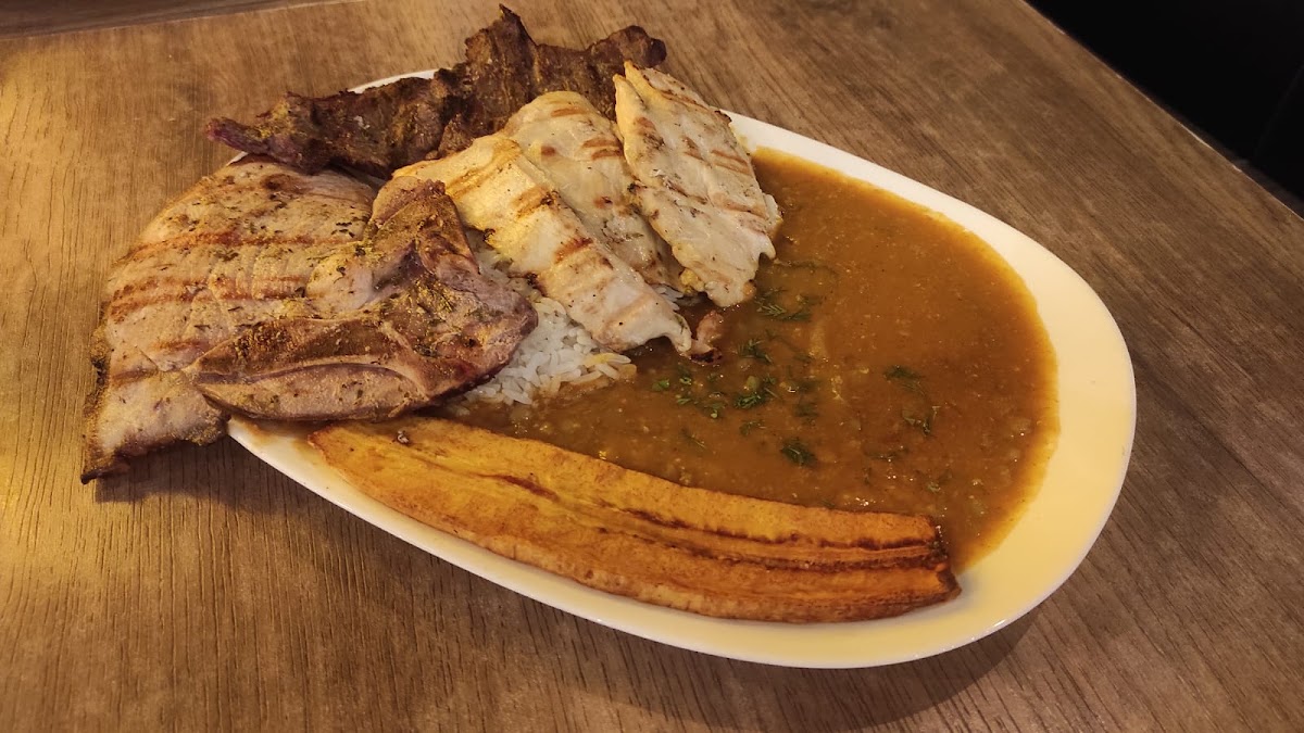PLAZA BOLIVAR CAFE