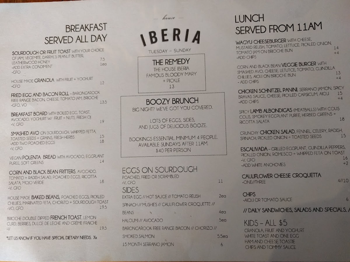 MANO DELI menu board