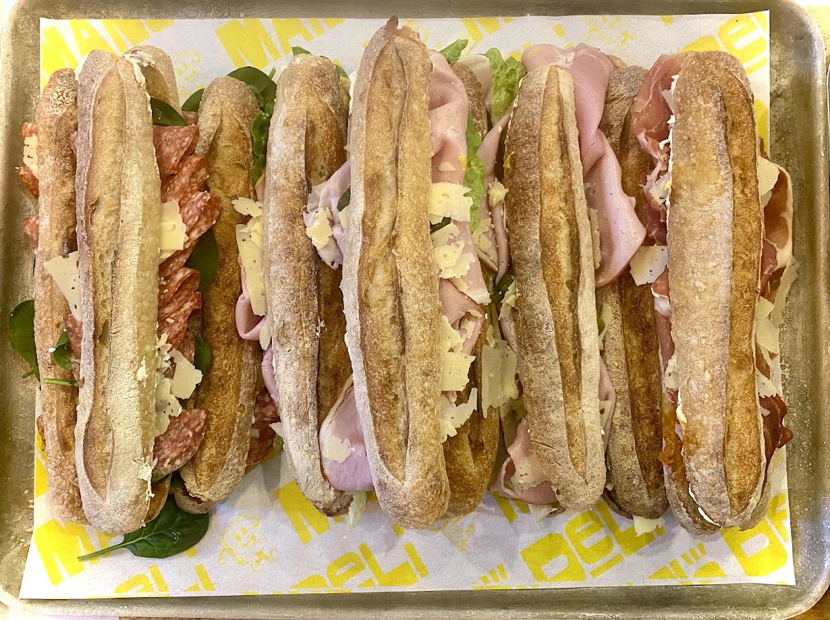 MANO DELI