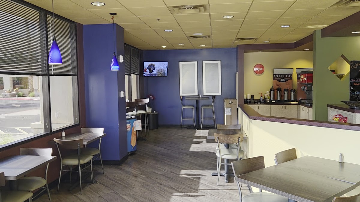 Veranda Bistro