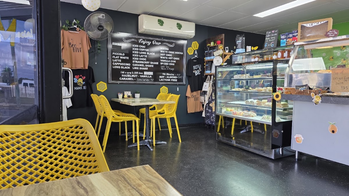 The Hungry Hive Cafe