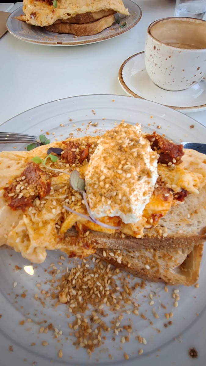 Perry’s (Peregrine Social Club)