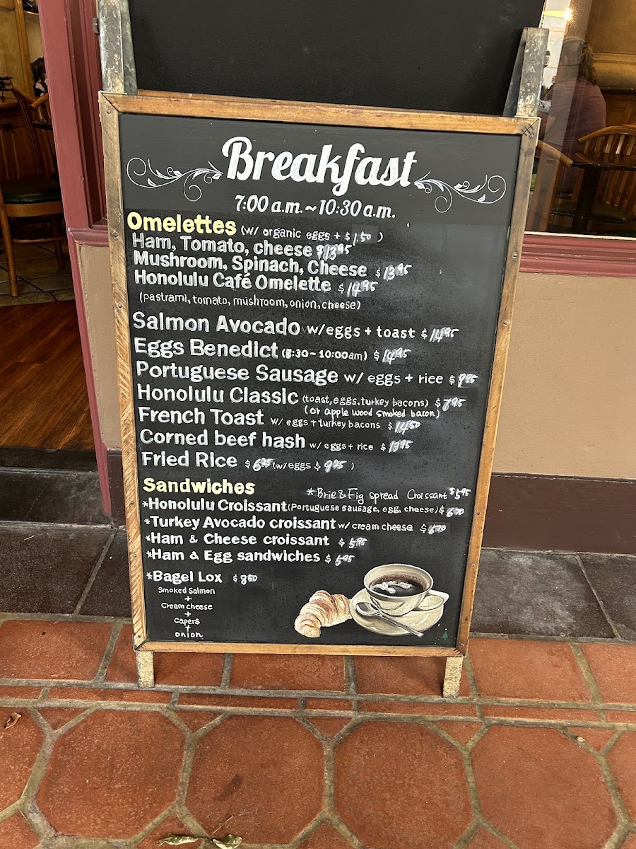Honolulu Cafe menu board