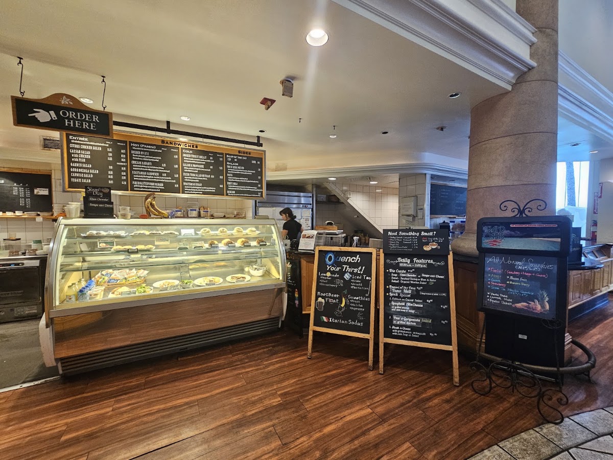 Honolulu Cafe