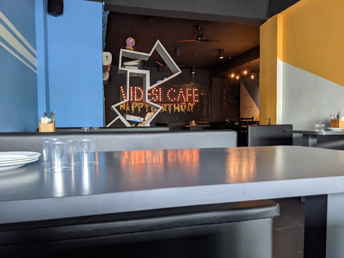 Videsi Cafe