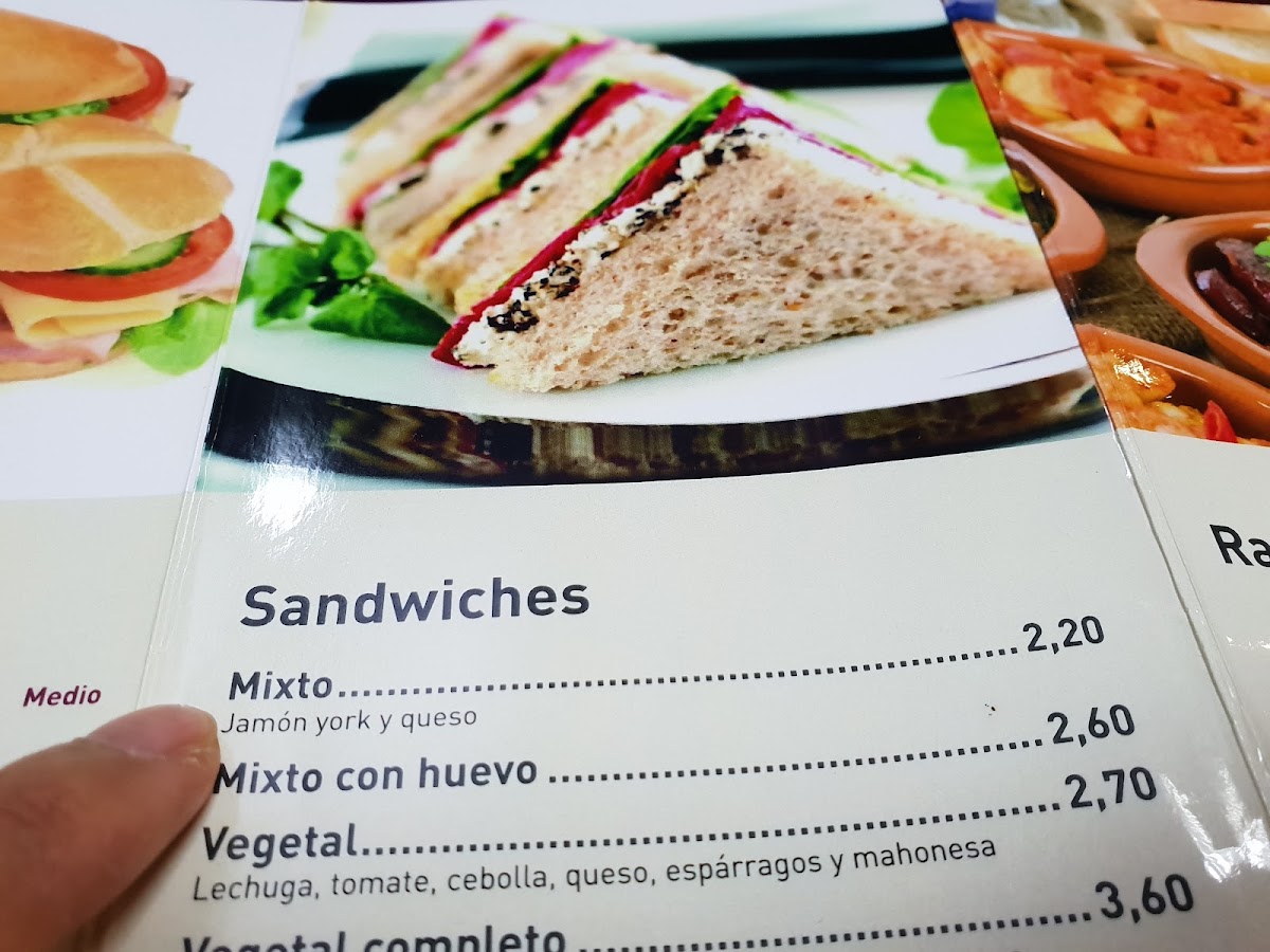 Café Aturuxo menu board