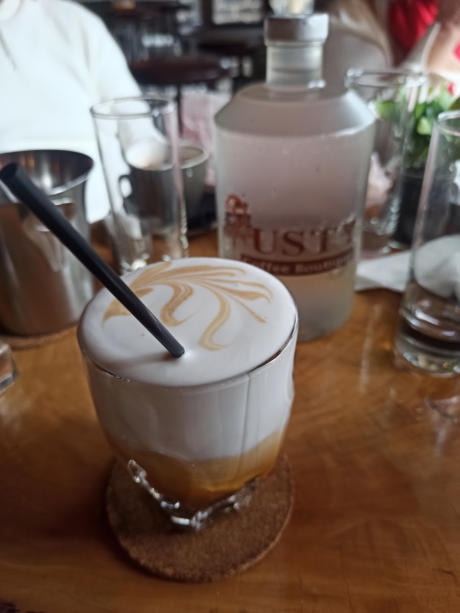 RASTY CAFE