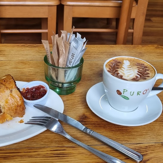 Sausage Roll & Cappuccino