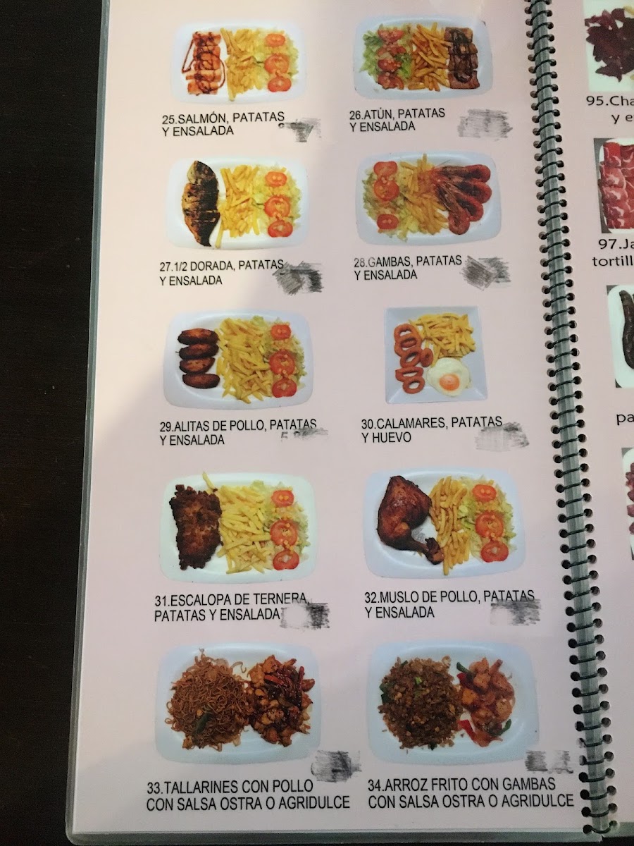 Cafeteria La Font del Gall menu board