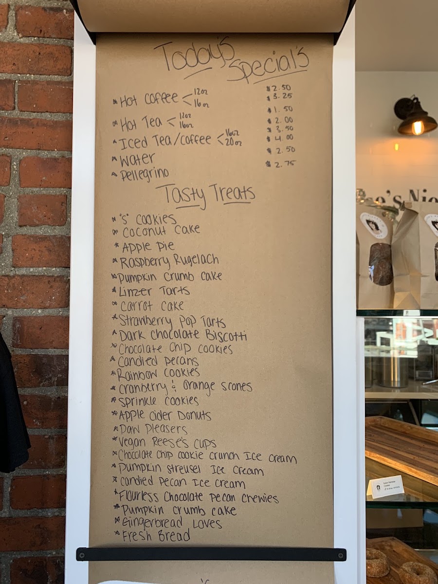 Elise's Niece's Cafe menu board