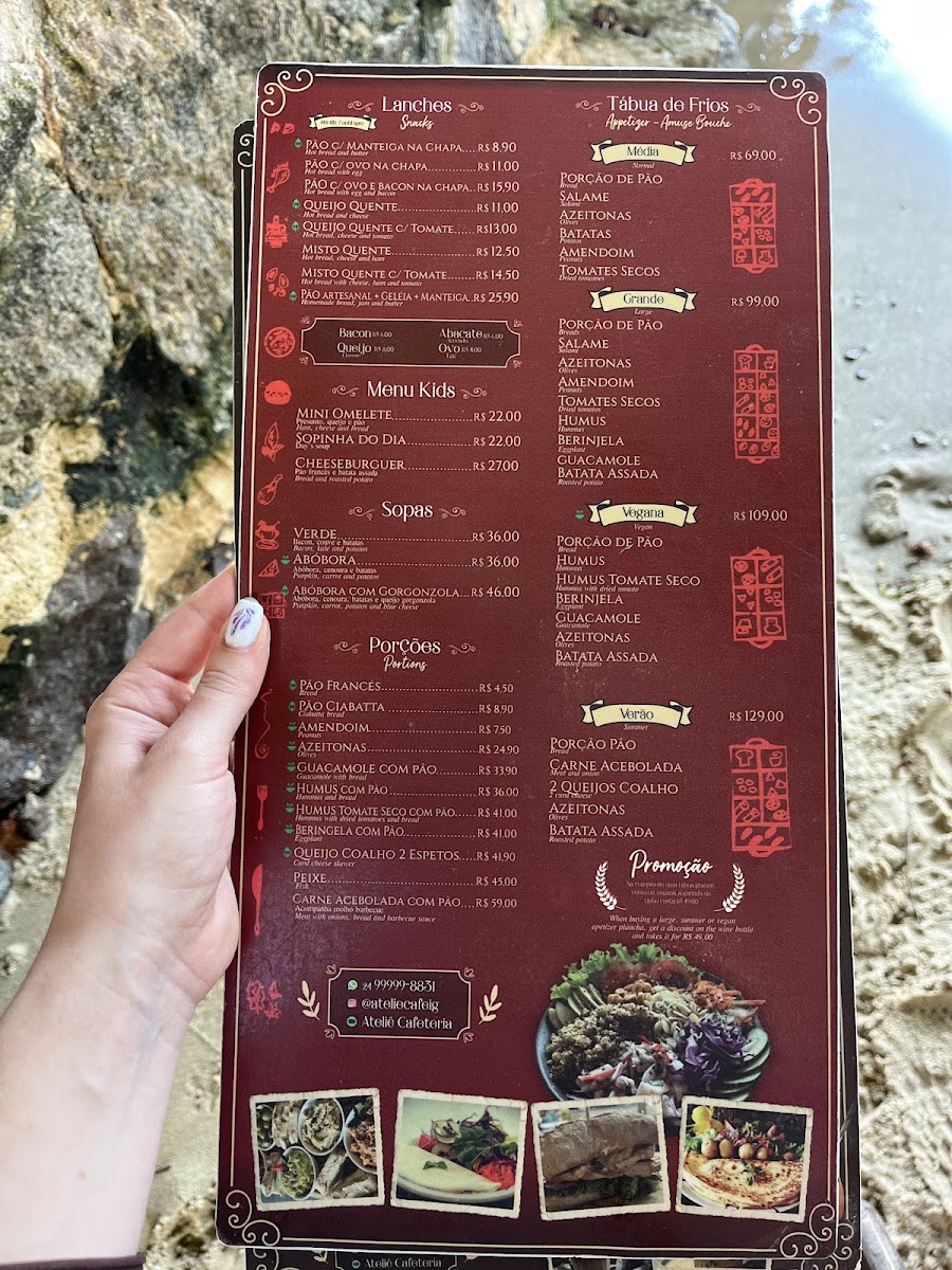 Ateliê Cafeteria menu board