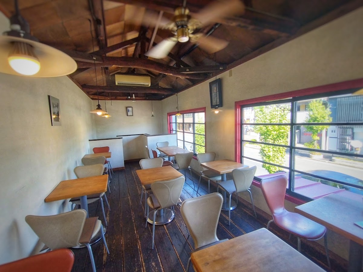 Savas Cafe