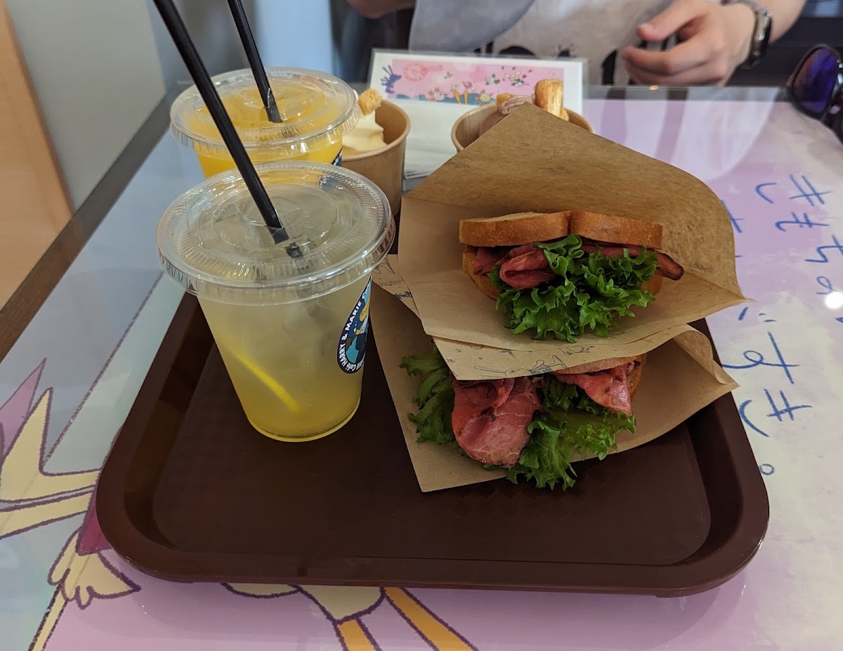 Harry＆Marie Café