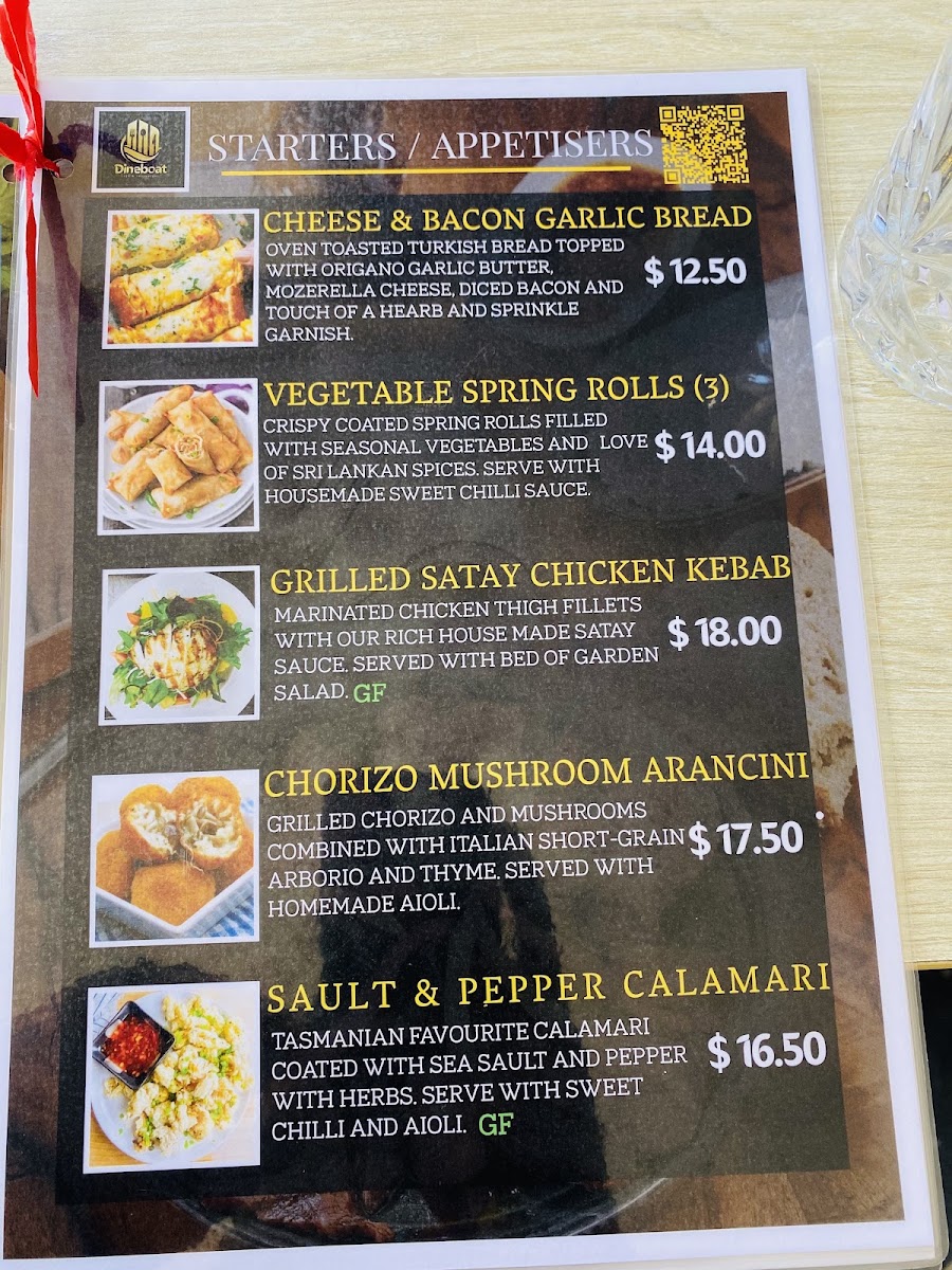 Dineboat cafe and Restaurant menu board