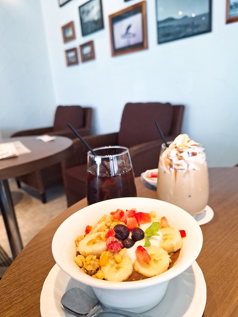 Halemaumau Cafe