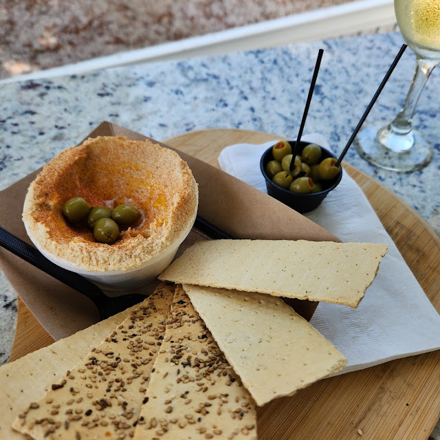 Hummus Plate