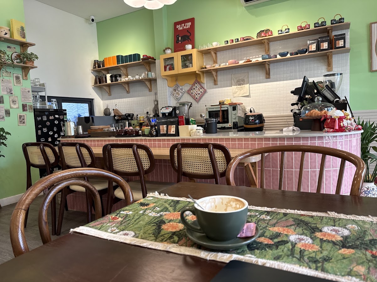 Danh Trà Coffee & Tea House