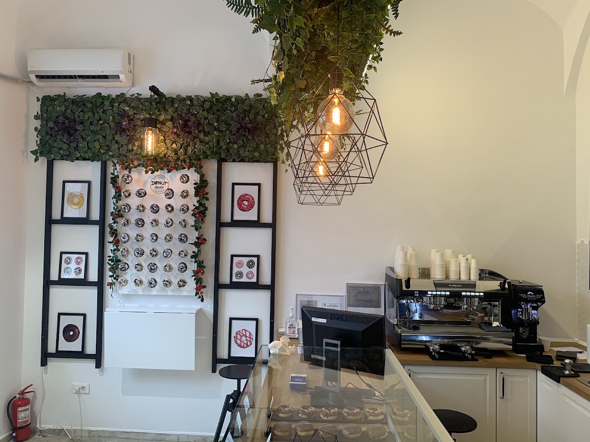 Gong Cafe - Specialty Coffee