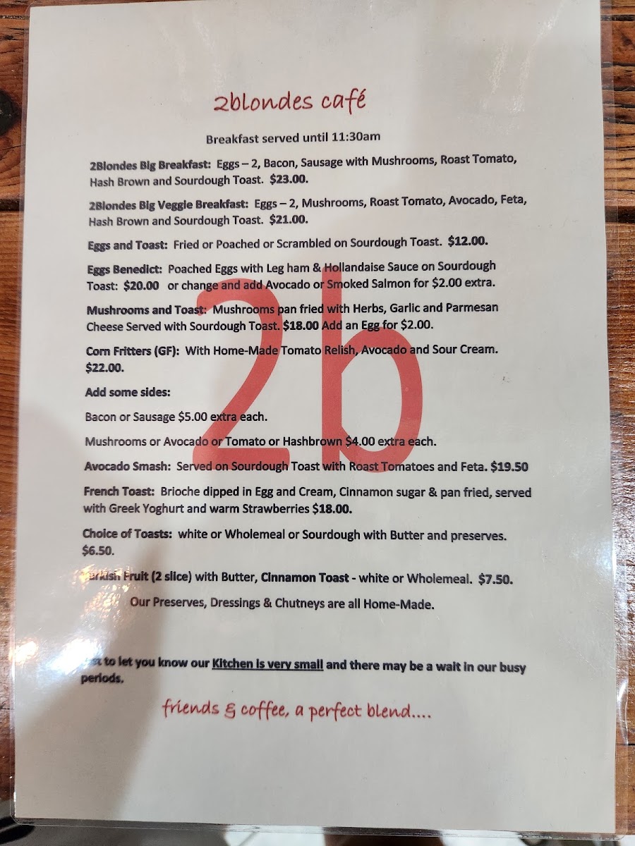 2 Blondes Cafe menu board