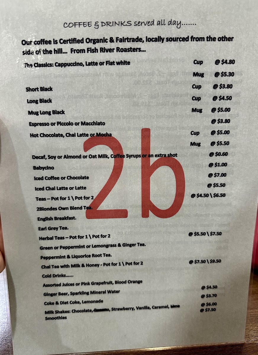 2 Blondes Cafe menu board