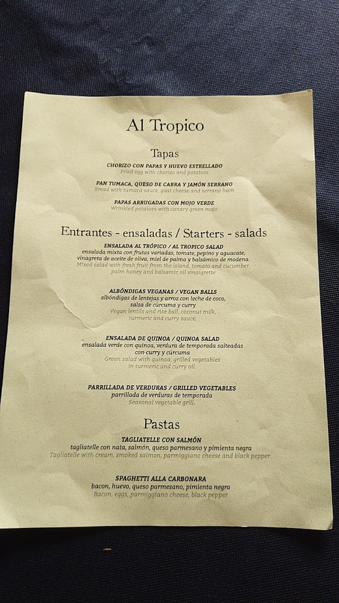 Resturante el Tropico menu board