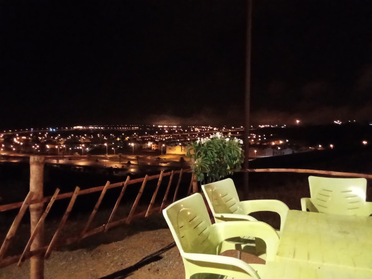 Hilltop Cafe