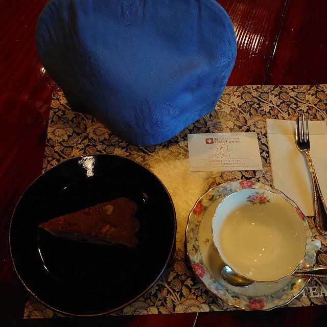 紅茶とケーキ