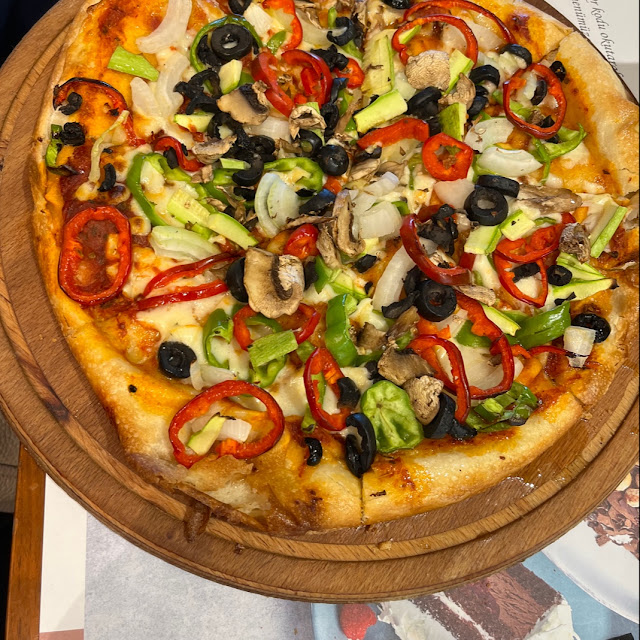 Sebzeli Pizza