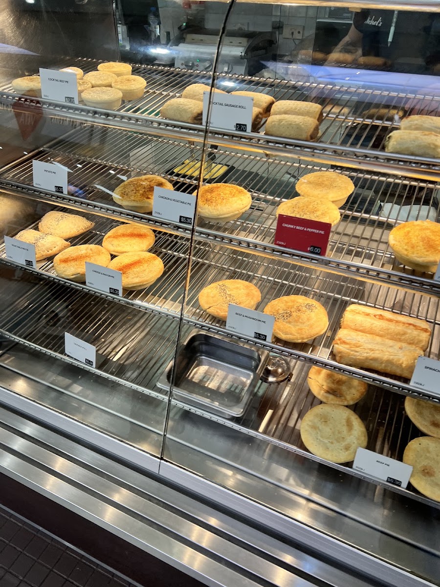 Michel's Patisserie Peninsula Plaza