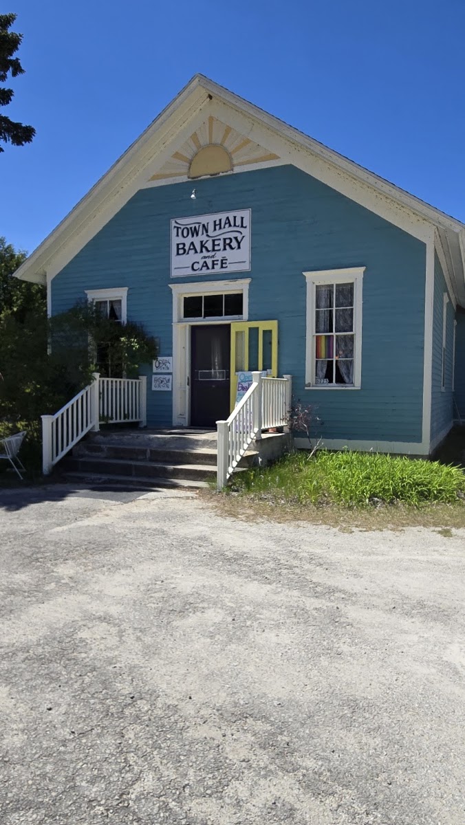 Town Hall Bakery and Daily Special Cafe