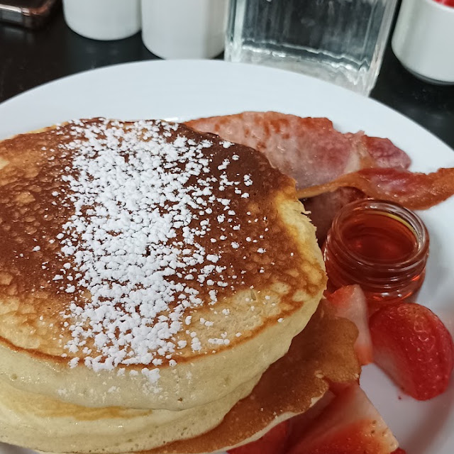 Pancakes and Bacon