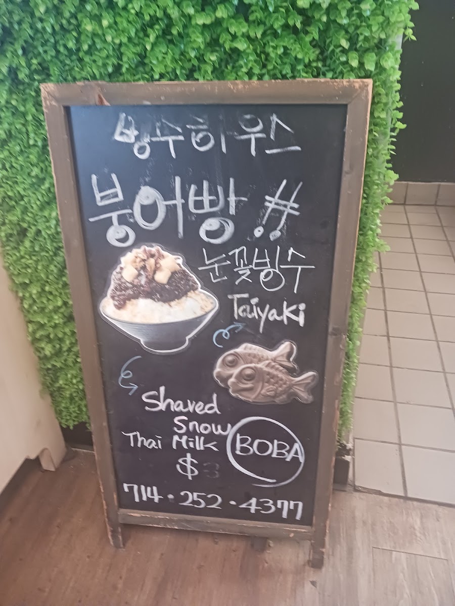 Bingsoo House menu board