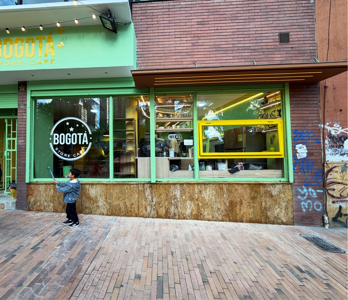 Bogotá Store Café