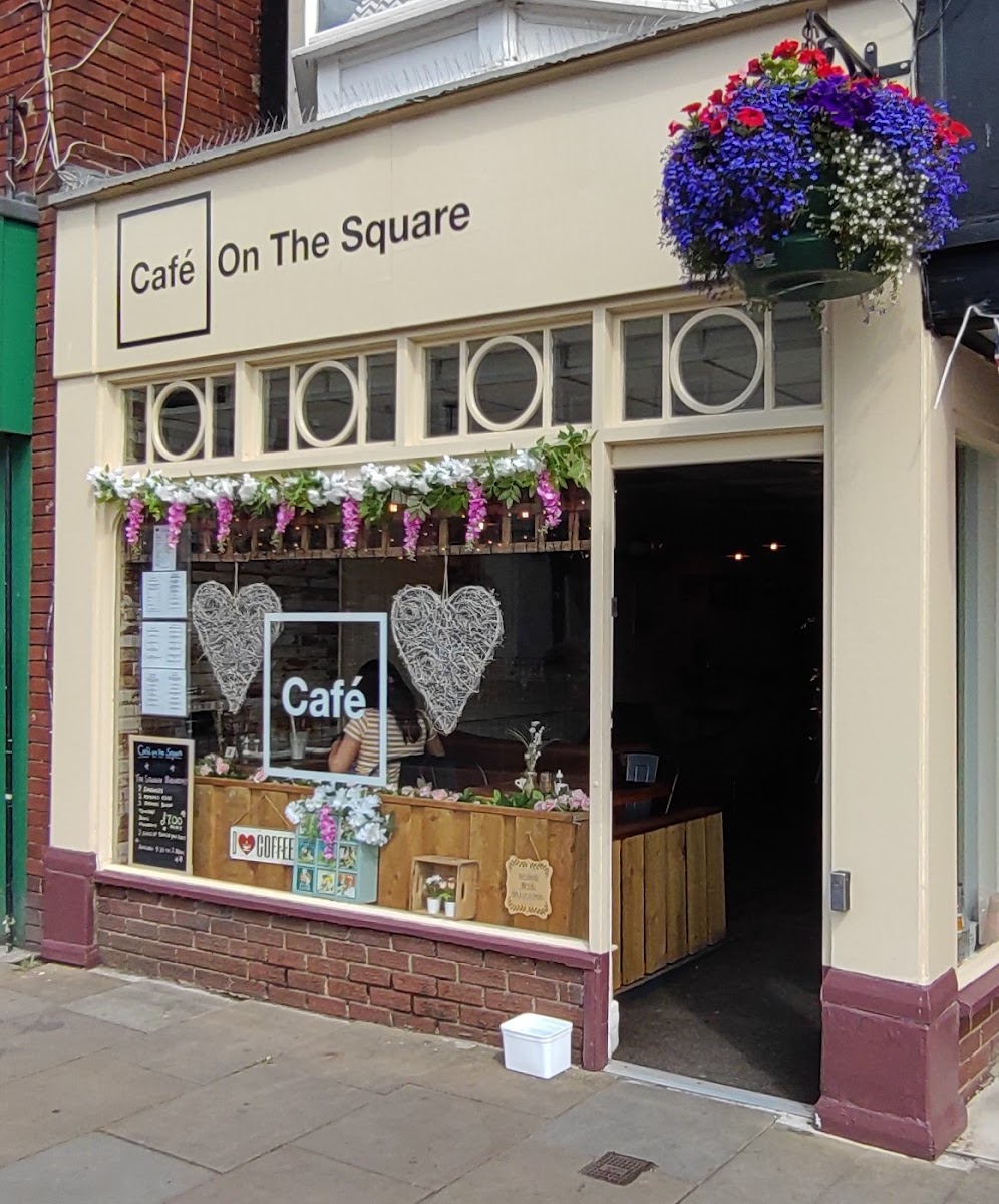 Cafe On The Square