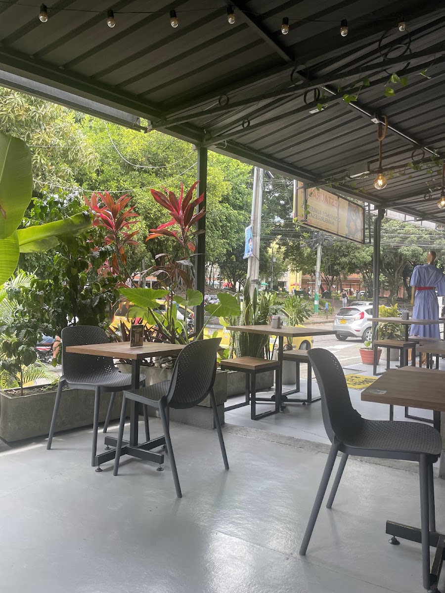 San Tropel Café