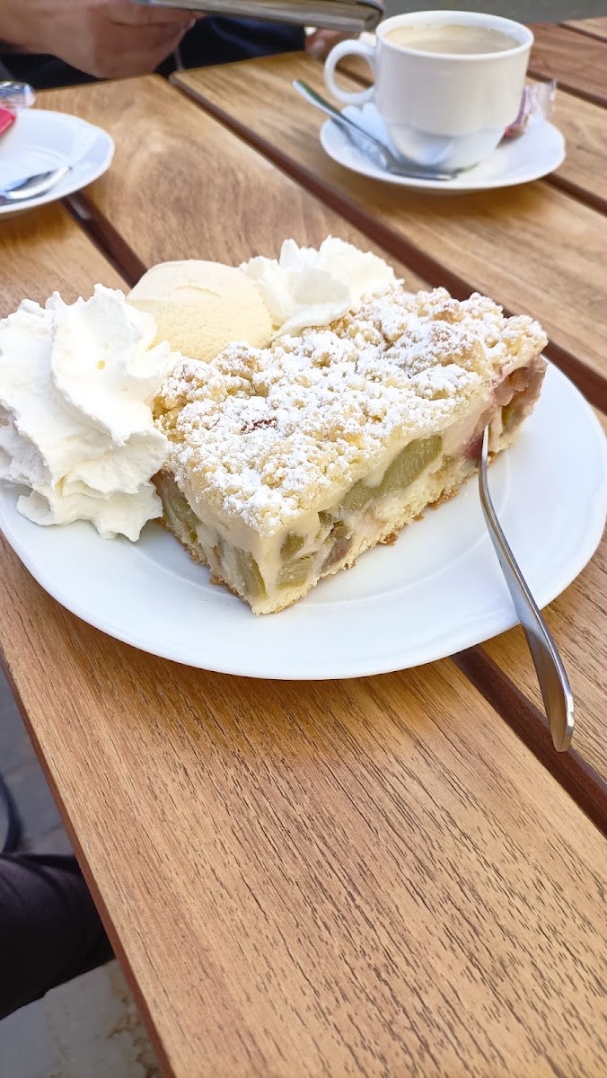 Café Geschichtsstübchen Burg