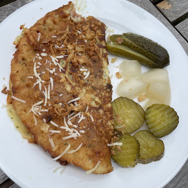 Mit Käse