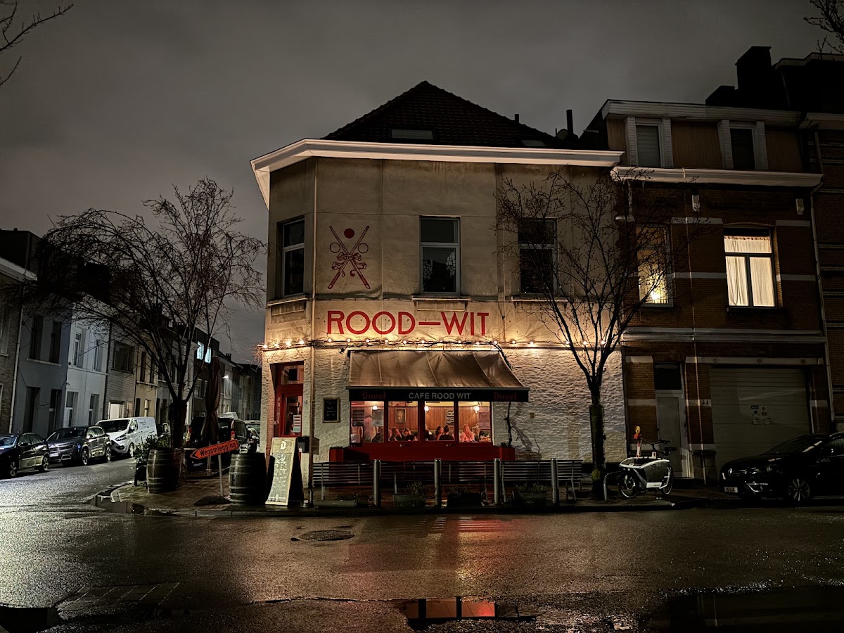 Cafe Rood Wit