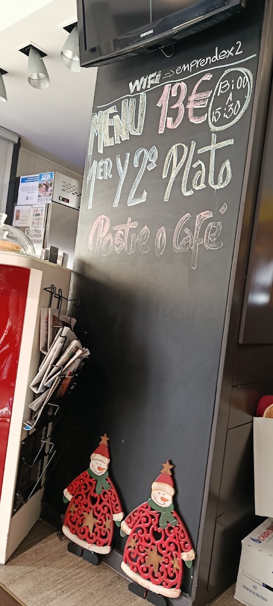 Puro Sabor menu board