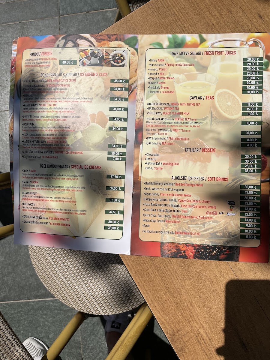 Çınaraltı Cafe & Bistro menu board