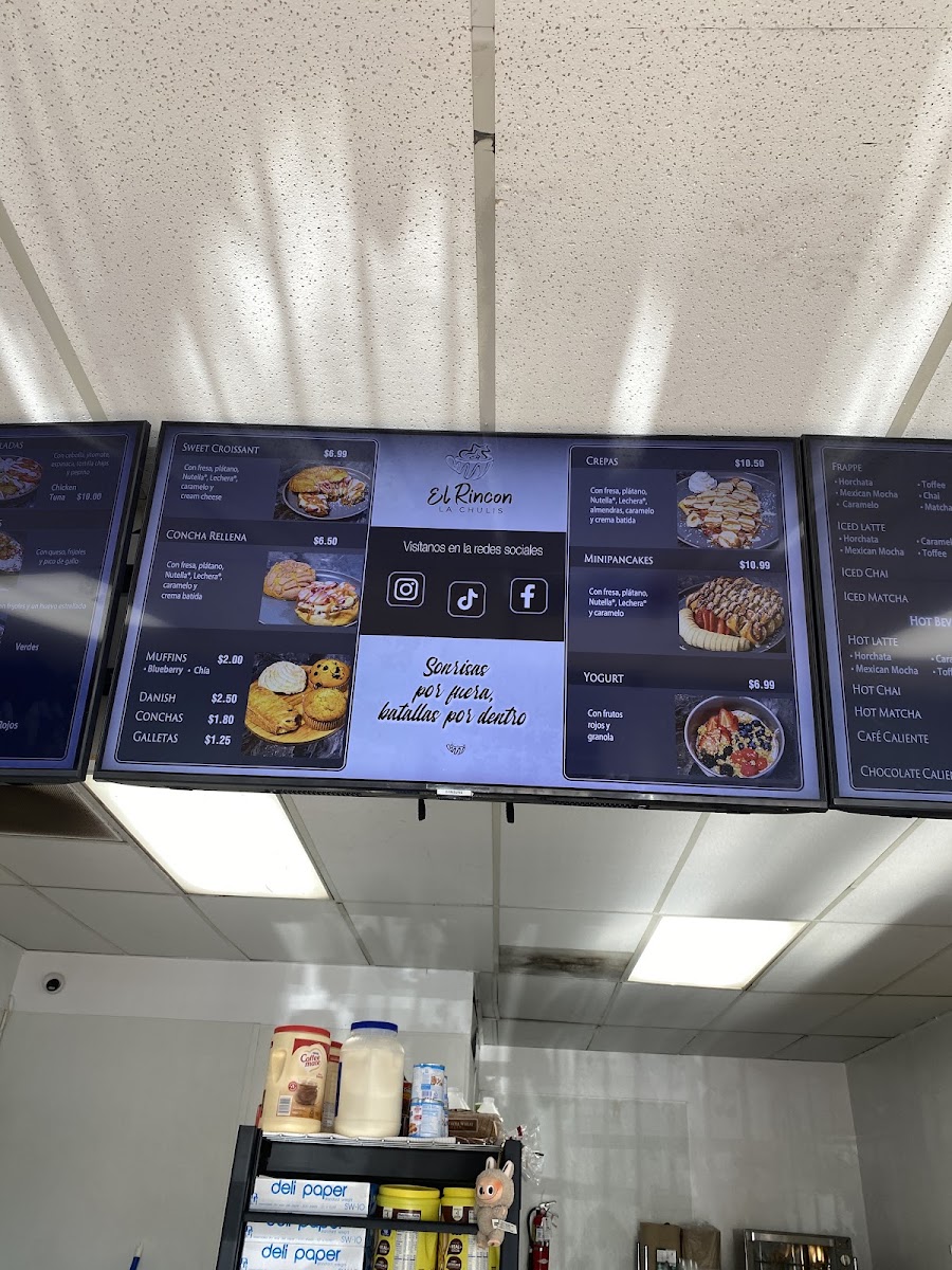 El Rincon La Chulis menu board