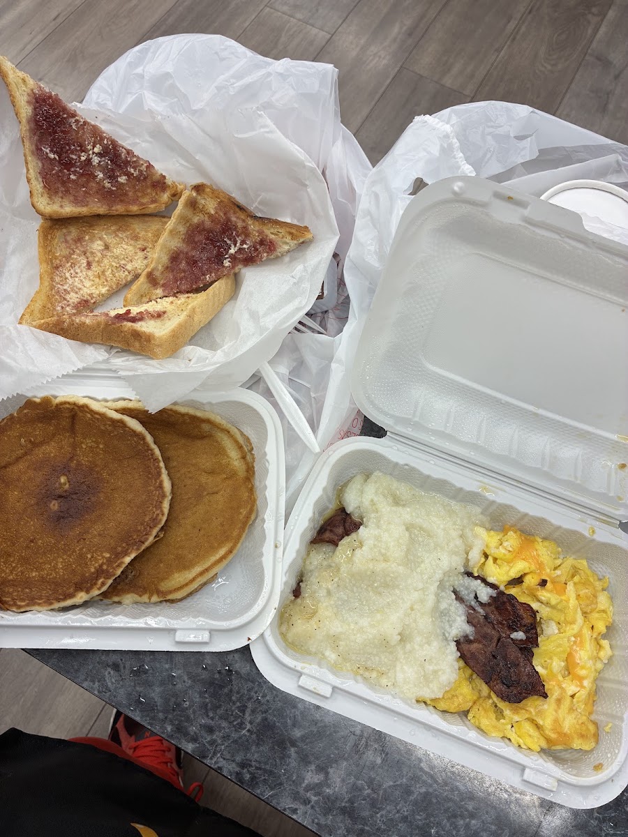 Banana House/ Krisby Krunchy chicken