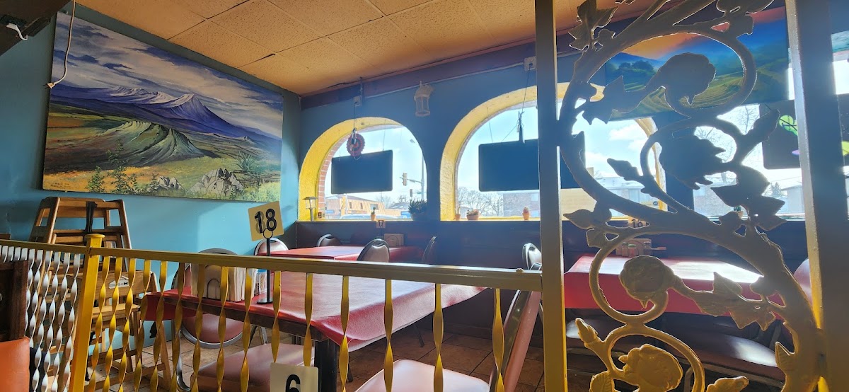 Mi Pueblo Mexican Restaurant and Bar